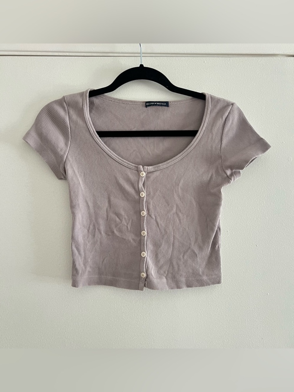 Brandy Melville John Galt Zelly Top Short Sleeve Button Front Mauve Purple OS